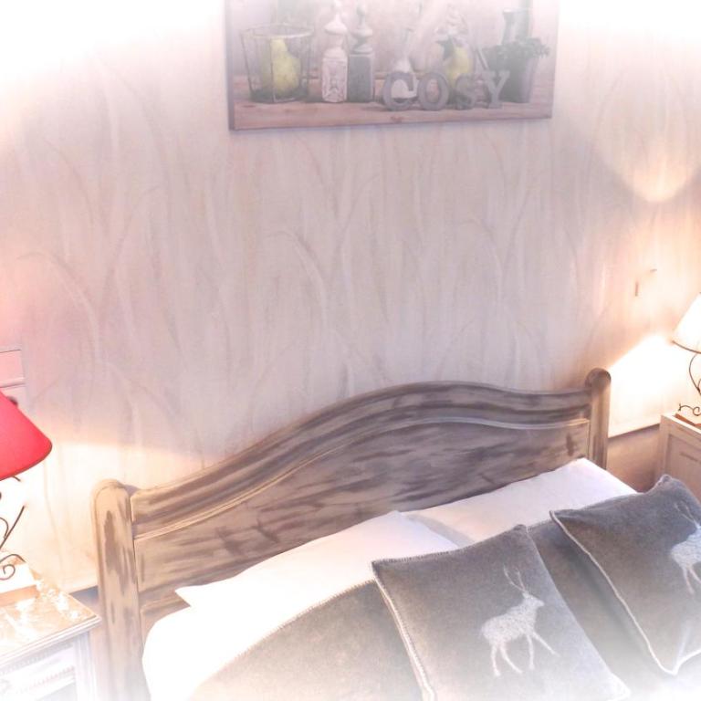 Hôtel Viallet - Chambre Double - Vue sur Montagne - 3