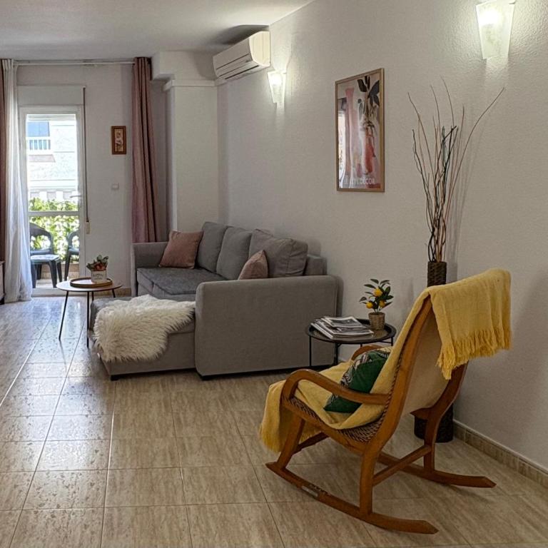 Piso con piscina, céntrico, cerca de la playa - Apartamento de 2 dormitorios - 4