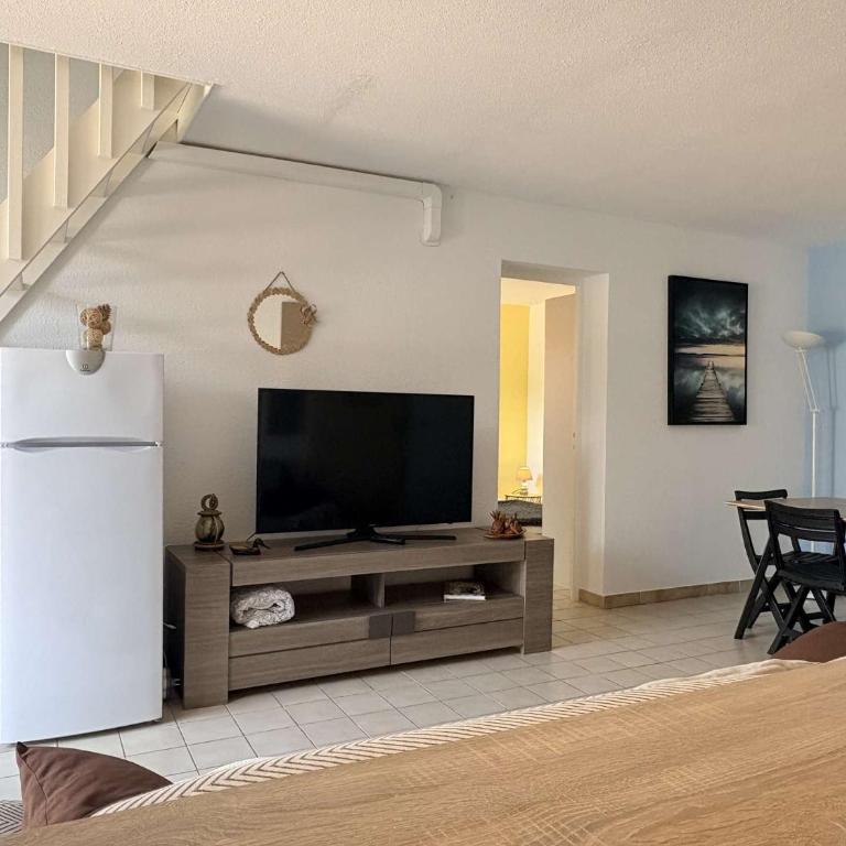 T4 Duplex - 6 Couchages - BANYULS SUR MER BN030-H25 - Three-Bedroom Apartment - 6