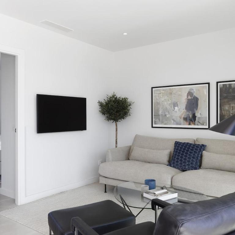 Luxury Apartment with Terrace in Higueron - Apartment - 3