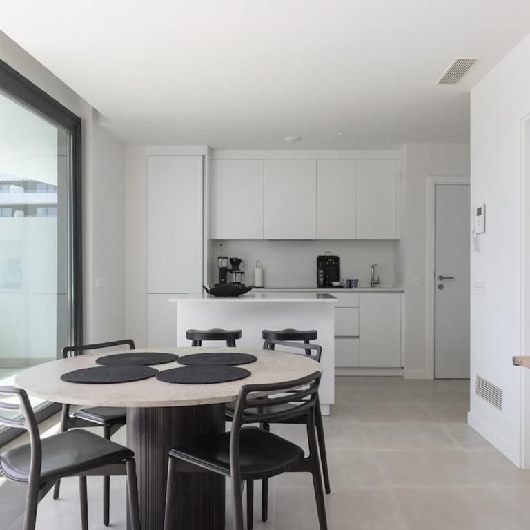 Luxury Apartment with Terrace in Higueron - Apartment - 4