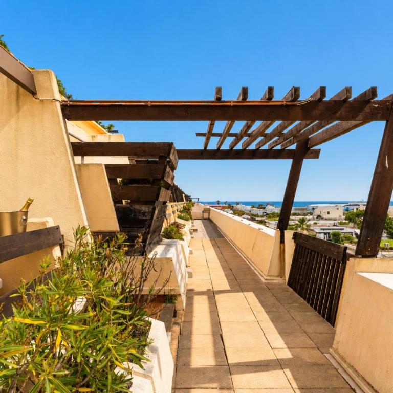 Le Too Hot - vue mer et terrasse à Port Nature - Village Naturiste - Appartement 1 Chambre - 25