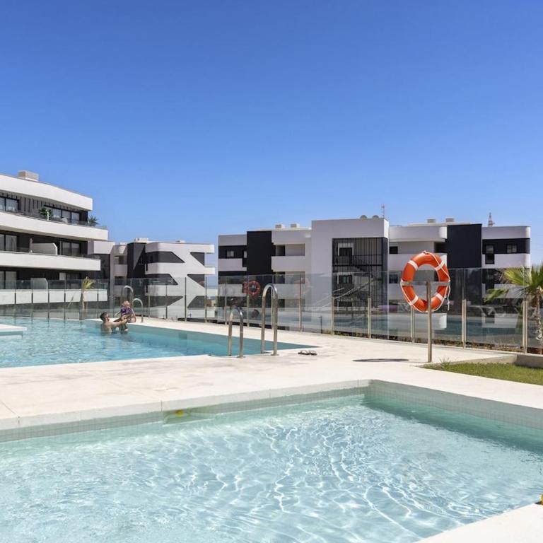 Modern Luxury Suite with Terrace in Higueron - Apartment - 12