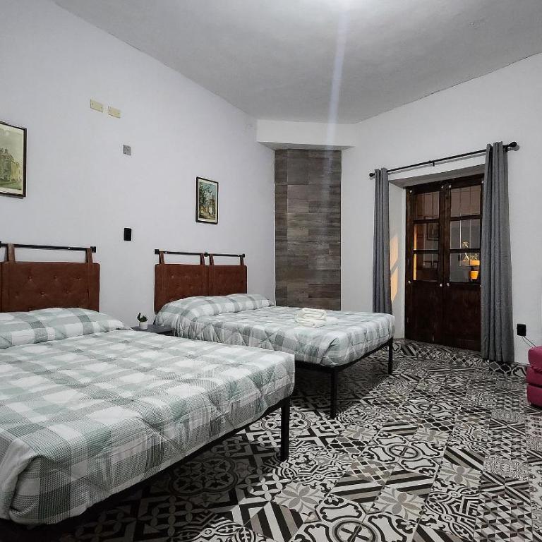 Doña Vicenta Casa Colonial - Deluxe Double Room with Balcony - 30