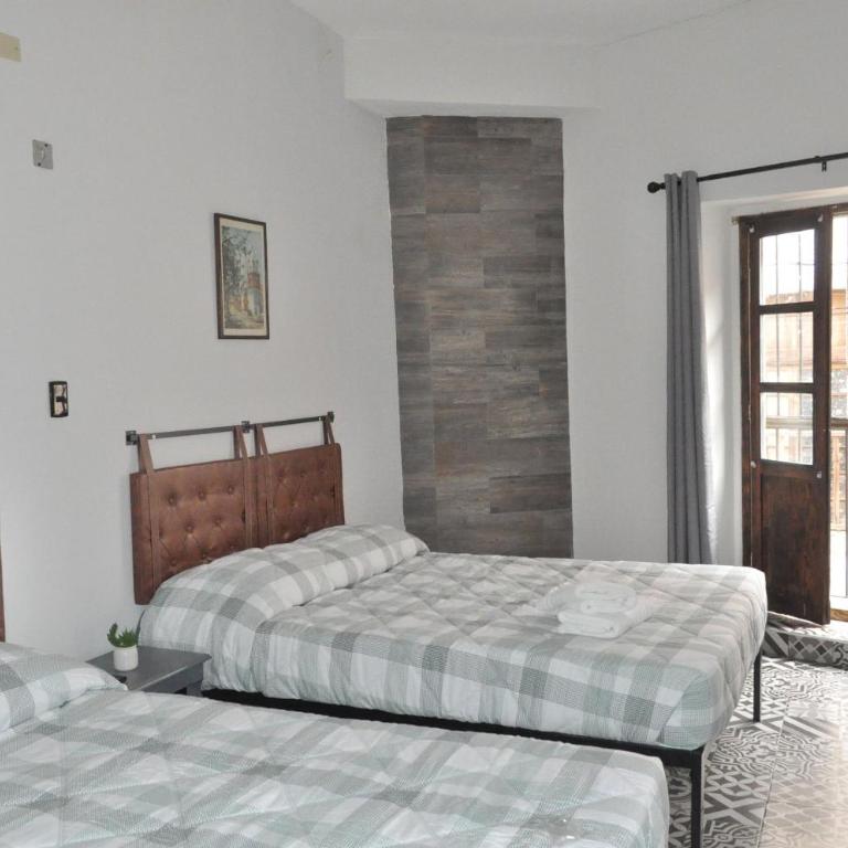 Doña Vicenta Casa Colonial - Deluxe Double Room with Balcony - 42