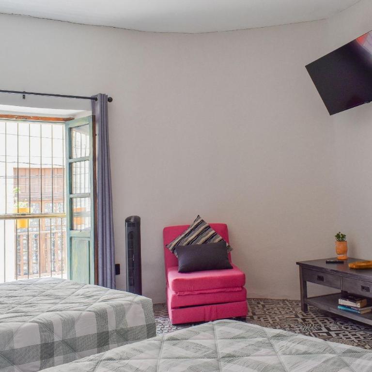 Doña Vicenta Casa Colonial - Deluxe Double Room with Balcony - 26