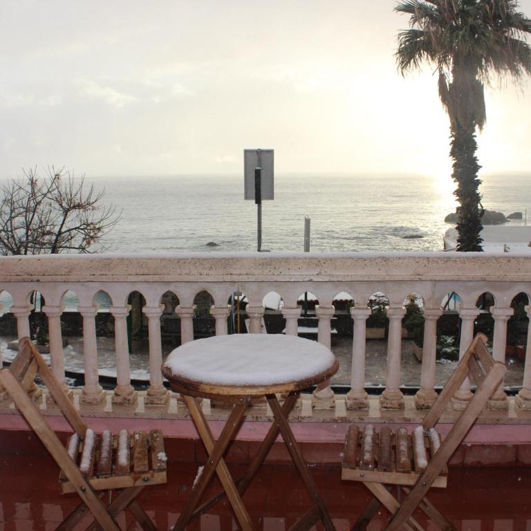 B&B Villa Raineri - Camera Matrimoniale con Vista Mare - 22