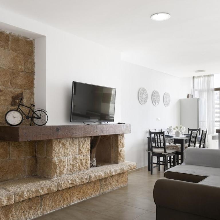 Prime Location Apartment with Seaviews - Apartamento - 5