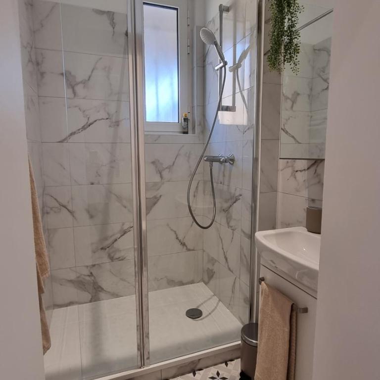 Logement à 3 minutes de la gare - Apartment mit 1 Schlafzimmer - 16