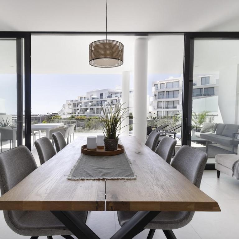 Stylish Apartment with Large Terrace in Higueron - Apartamento - 5