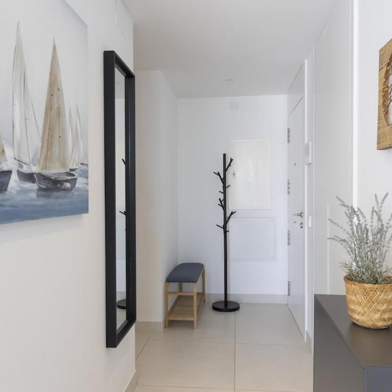 Stylish Apartment with Large Terrace in Higueron - Apartamento - 6