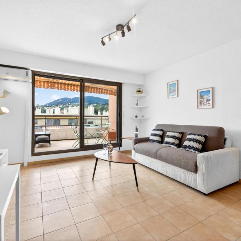 Charmant studio avec terrase et climatisation - Studio avec Terrasse - 10