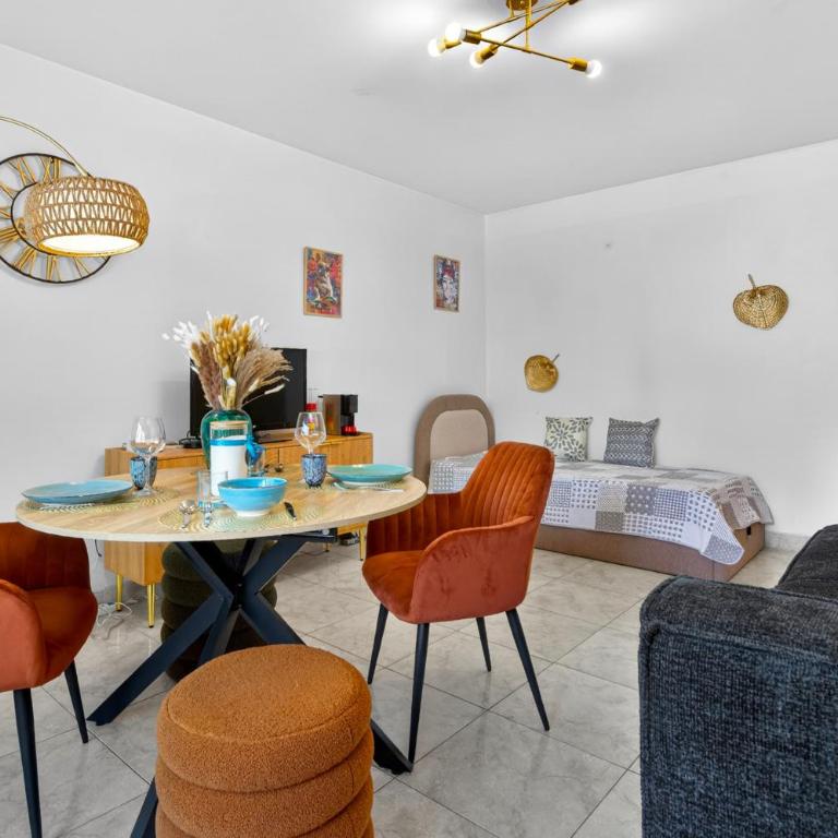 Studio centre Menton Borrigo Plage à 50 m - Studio avec Balcon - 1