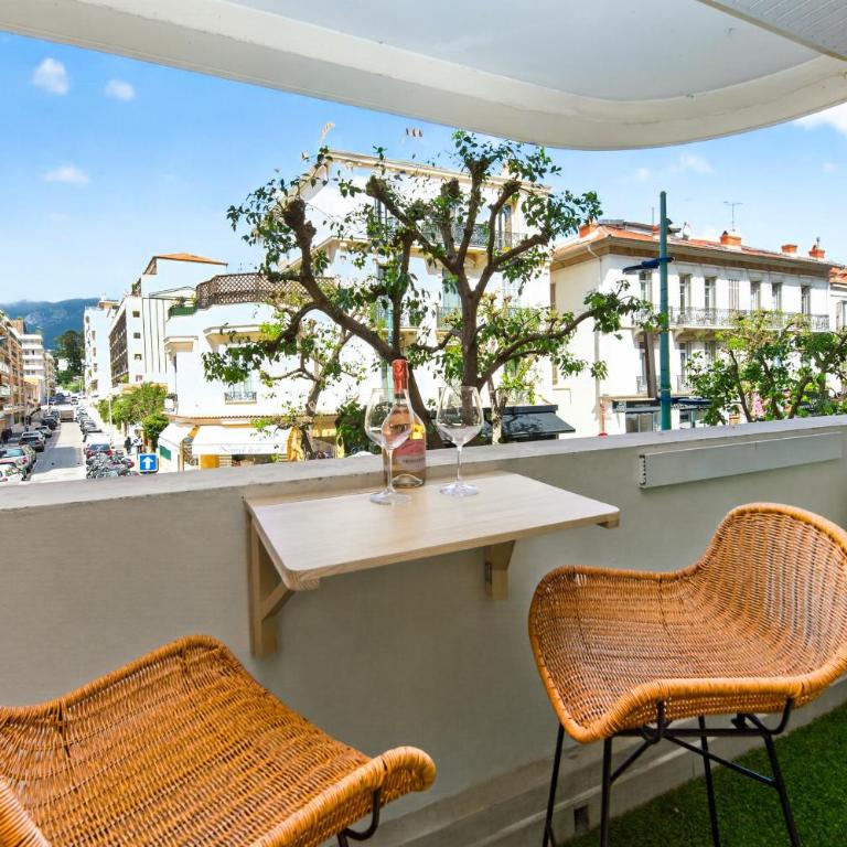 Studio centre Menton Borrigo Plage à 50 m - Studio avec Balcon - 2