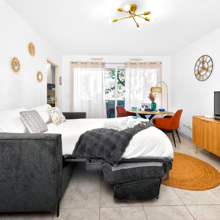 Studio centre Menton Borrigo Plage à 50 m - Studio avec Balcon - 10