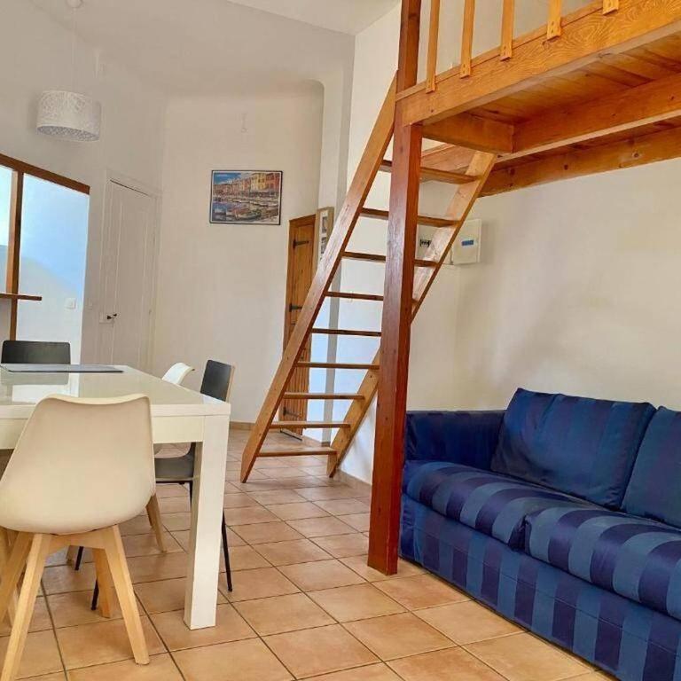 Appartement lumineux avec mezzanine - climatisé - One-bedroom Loft Apartment - 3