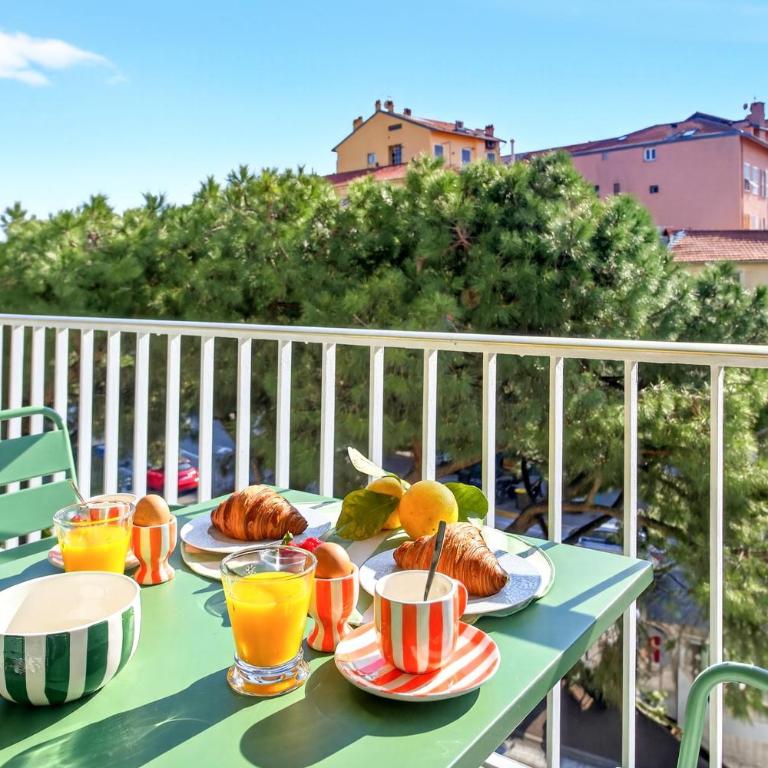 Élégant appartement au Palais Borrigo à 50 m du mer - Apartment mit 1 Schlafzimmer und Balkon - 28