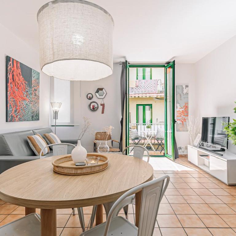 Ramblas Apartment Boqueria - Two-Bedroom Apartment - 1