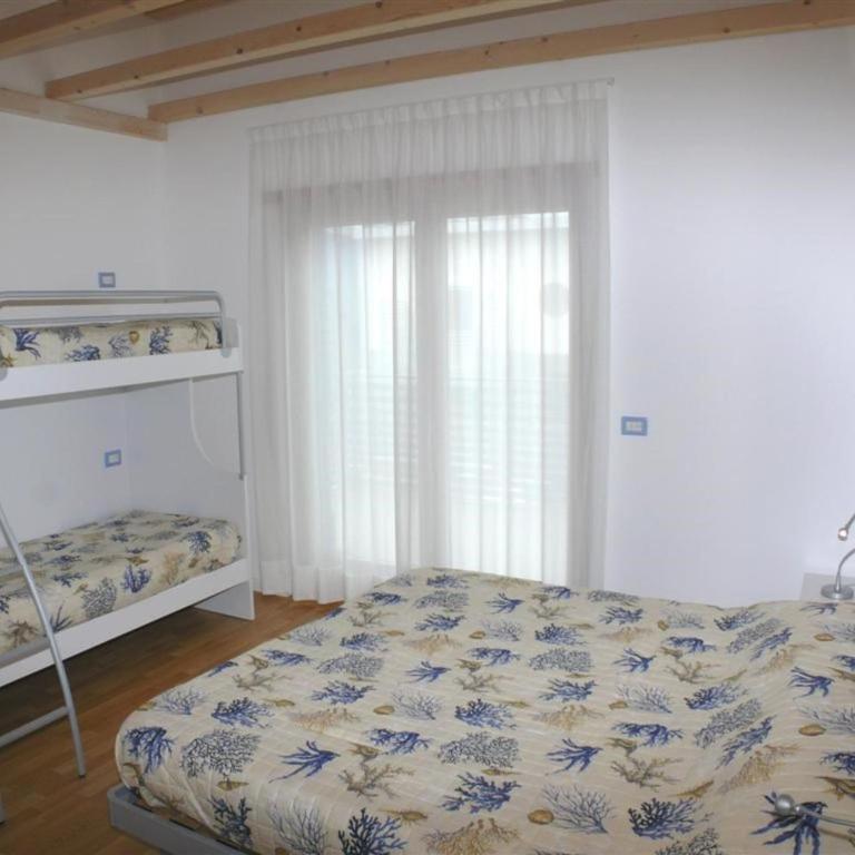 Four-room apartment in a two-storey villa-Bibione - Apartment - 3
