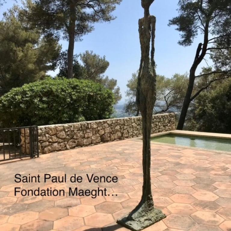 Bel appartement avec terrasse, piscine, parking privé et club de tennis, padel en sus - Appartement 1 Chambre - 25