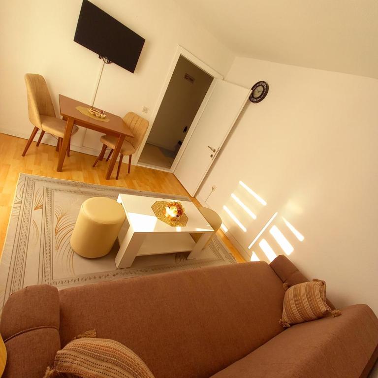 Apartman F&N - Two-Bedroom Apartment - 3