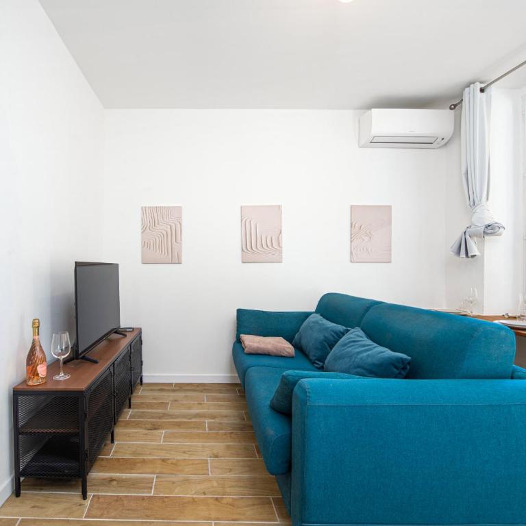 Nice, 3-room refurbished apartment near train station - Appartement 2 Chambres - 9