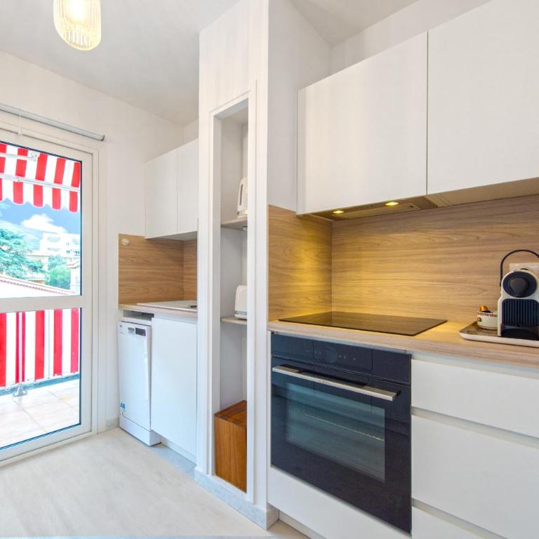 Joli appartement bien équipé avec piscine et parking - Apartamento de 1 dormitorio con balcón - 12