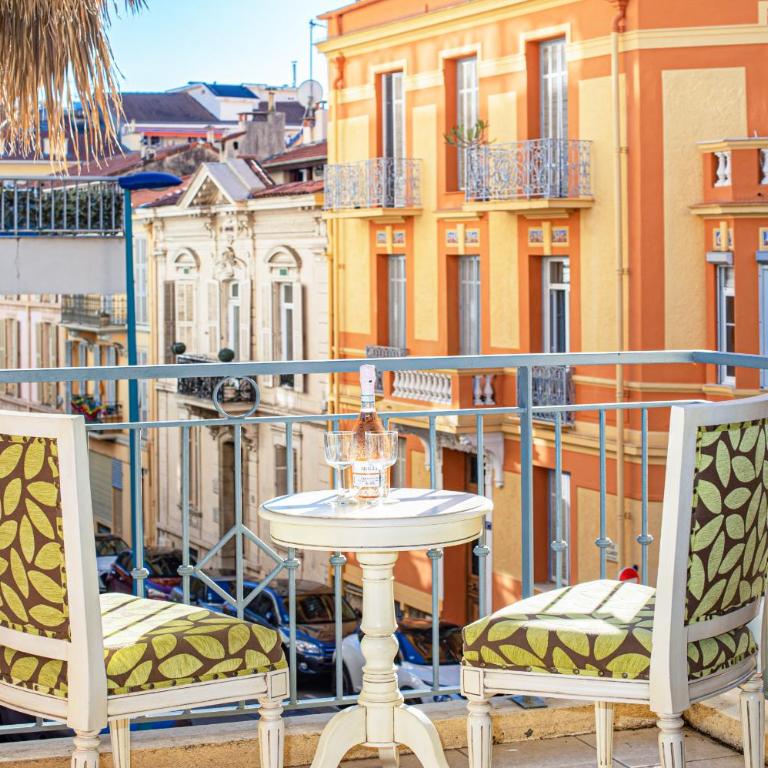 Splendide appartement en centre-ville avec parking et climatisation - Apartment mit 2 Schlafzimmern - 25