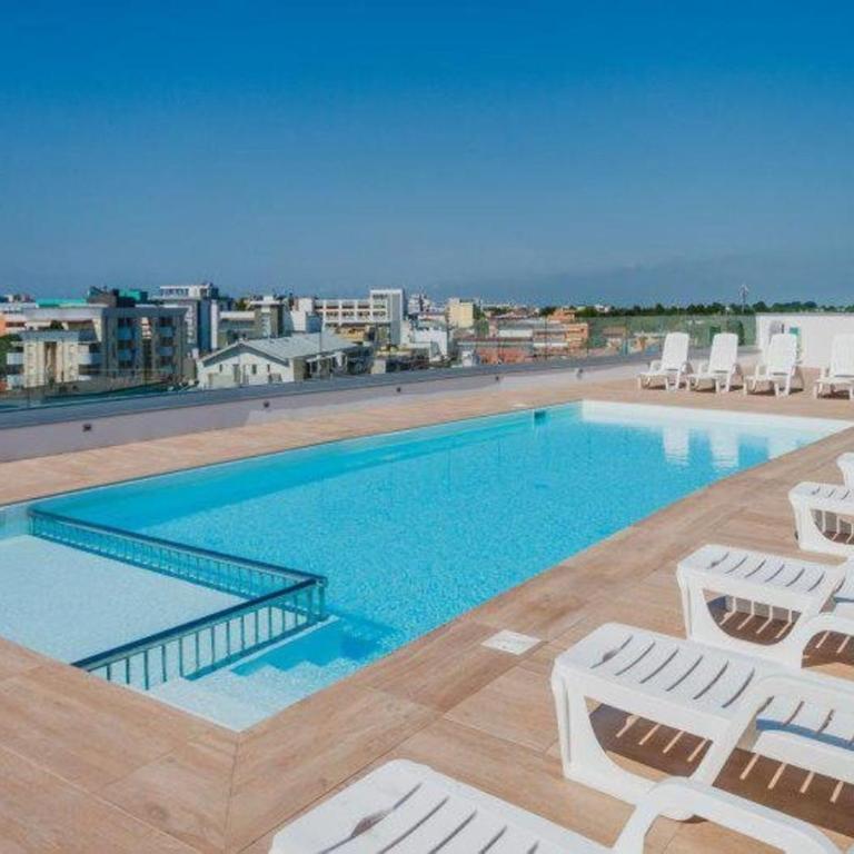 Flat with panoramic rooftop pool - Appartamento - 11