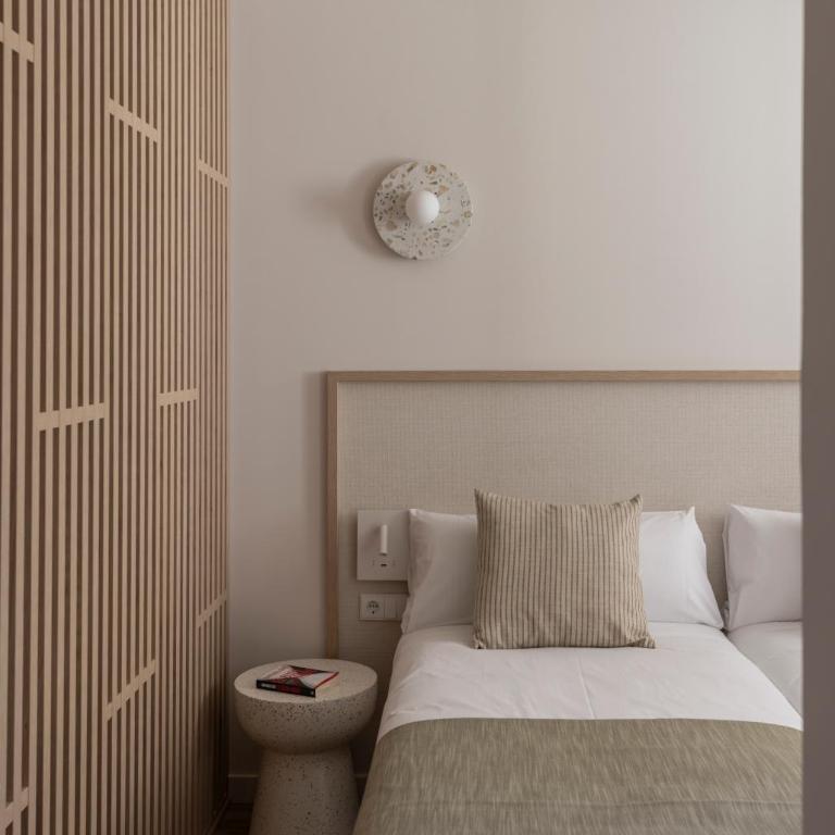 Líbere Alicante Rambla - Family Studio with Balcony - 8