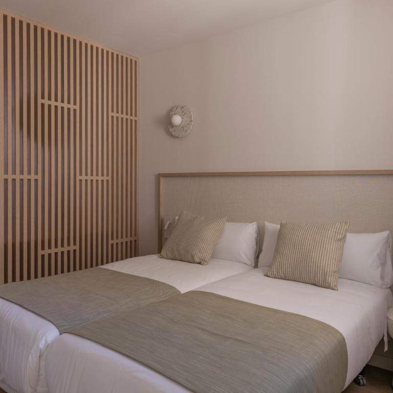 Líbere Alicante Rambla - Family Studio with Balcony - 7
