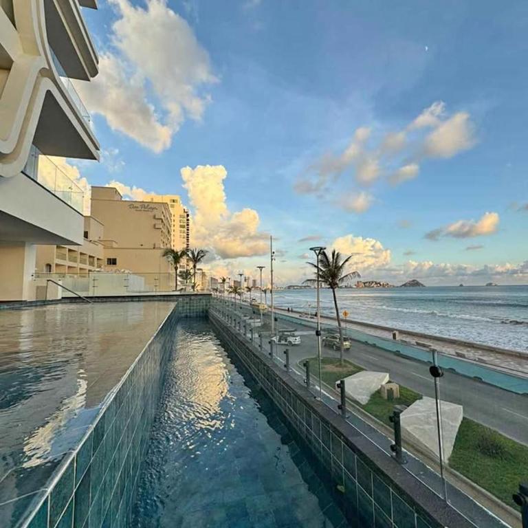 Sunsetline Malecón Mazatlán - Villa with Sea View - 21