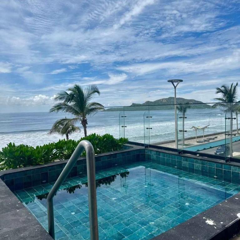 Sunsetline Malecón Mazatlán - Villa with Sea View - 14