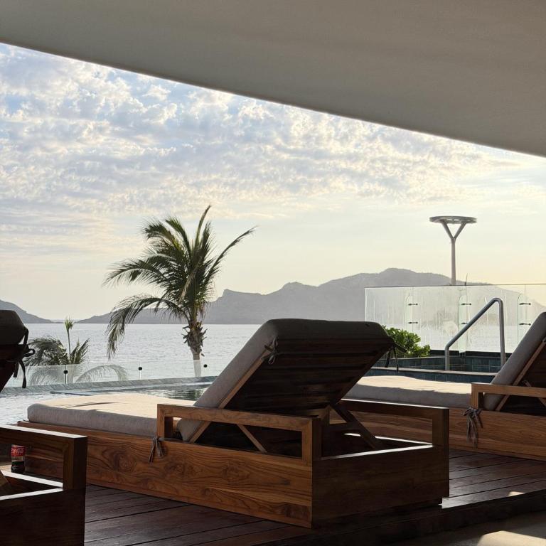 Sunsetline Malecón Mazatlán - Villa with Sea View - 93