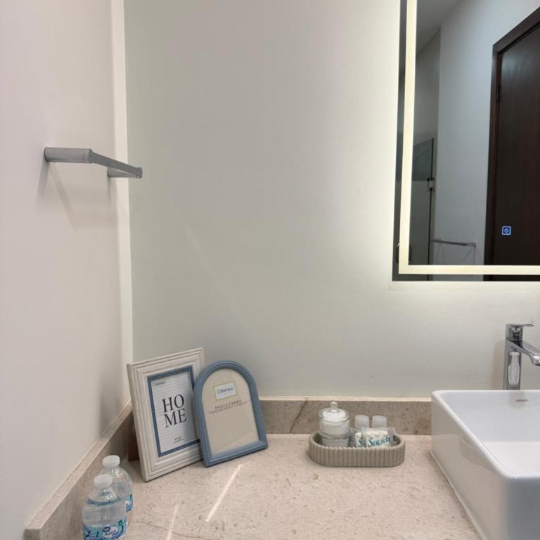 Sunsetline Malecón Mazatlán - Villa with Sea View - 90