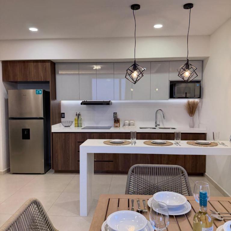 Sunsetline Malecón Mazatlán - Villa with Sea View - 51