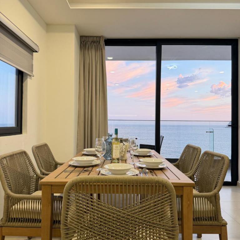 Sunsetline Malecón Mazatlán - Villa with Sea View - 81