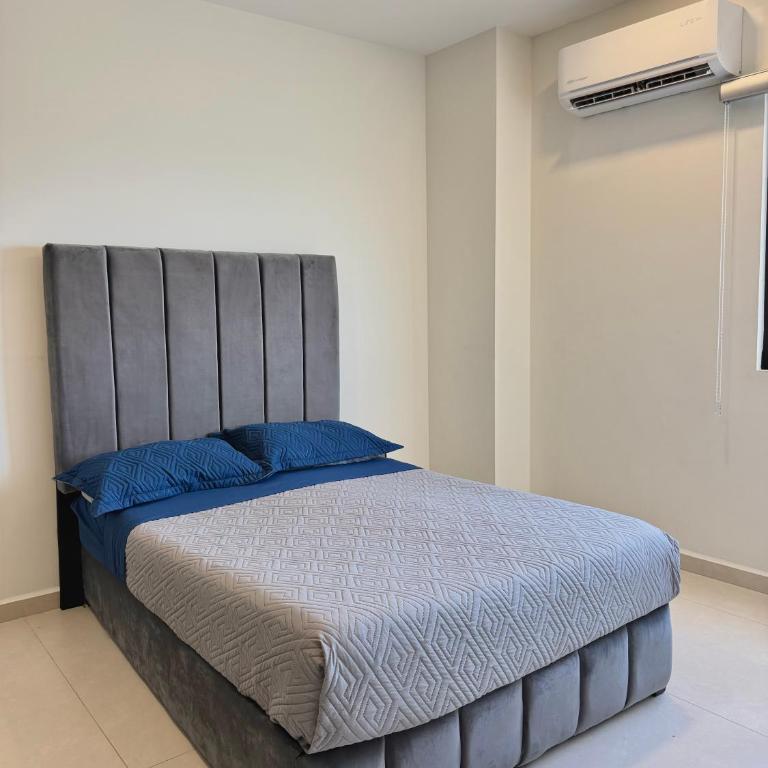 Sunsetline Malecón Mazatlán - Villa with Sea View - 92