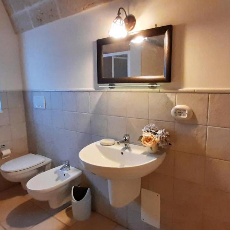Lamia Pieranna - Appartamento Deluxe con 2 Camere da Letto e Vista Giardino - 11