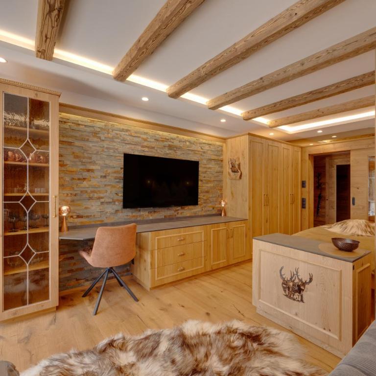 Seefeld ALPIN Apartments - Deluxe Apartment - 13