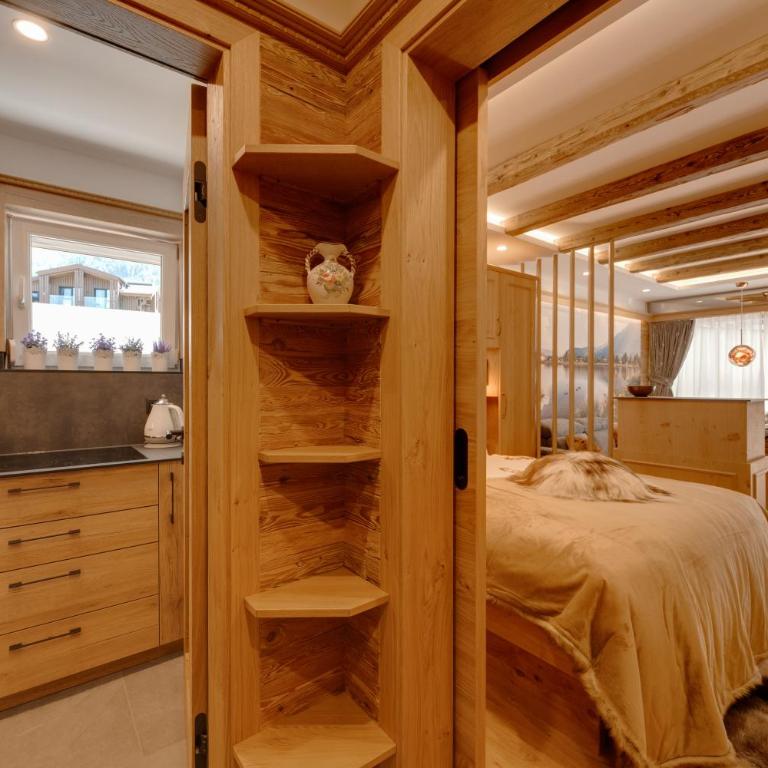 Seefeld ALPIN Apartments - Deluxe Apartment - 7