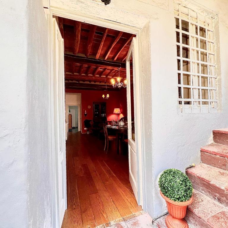 Casa Florian - Three-Bedroom Apartment - 17