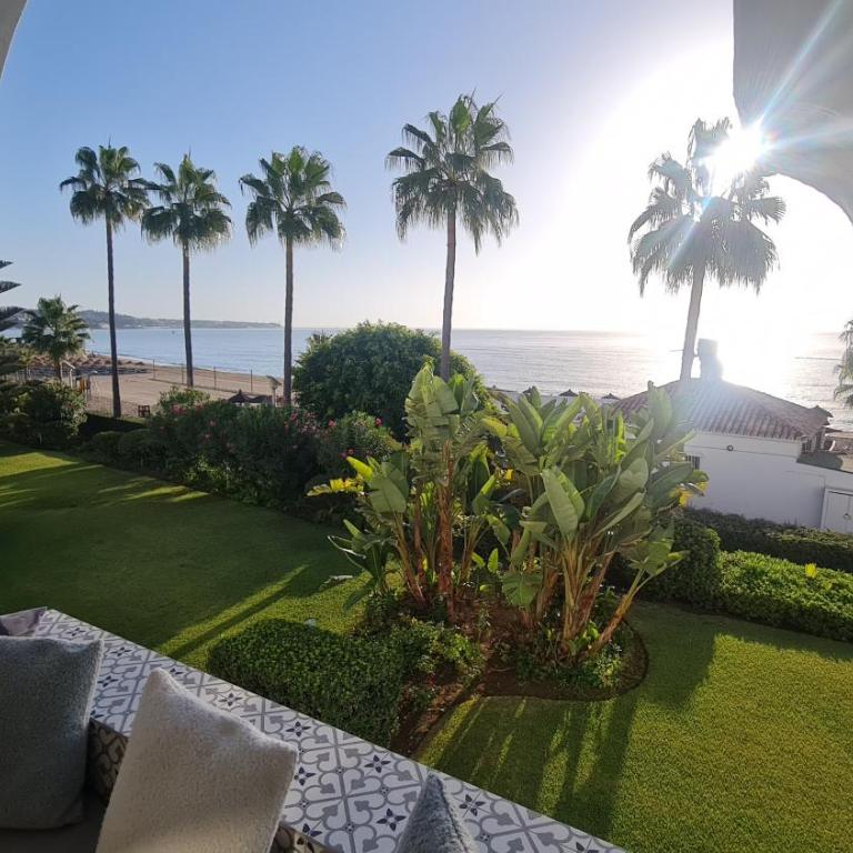 240 Front line beach La Cala - Apartamento Deluxe de 2 dormitorios con vistas al mar - 4