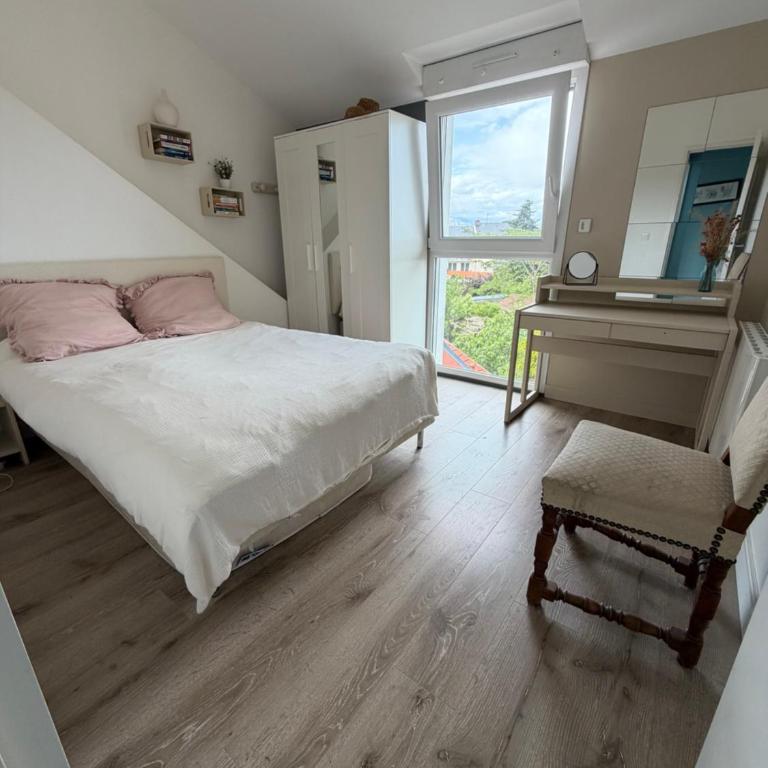Grande Maison Familiale à Nantes avec Piscine - Maison 4 Chambres - 15