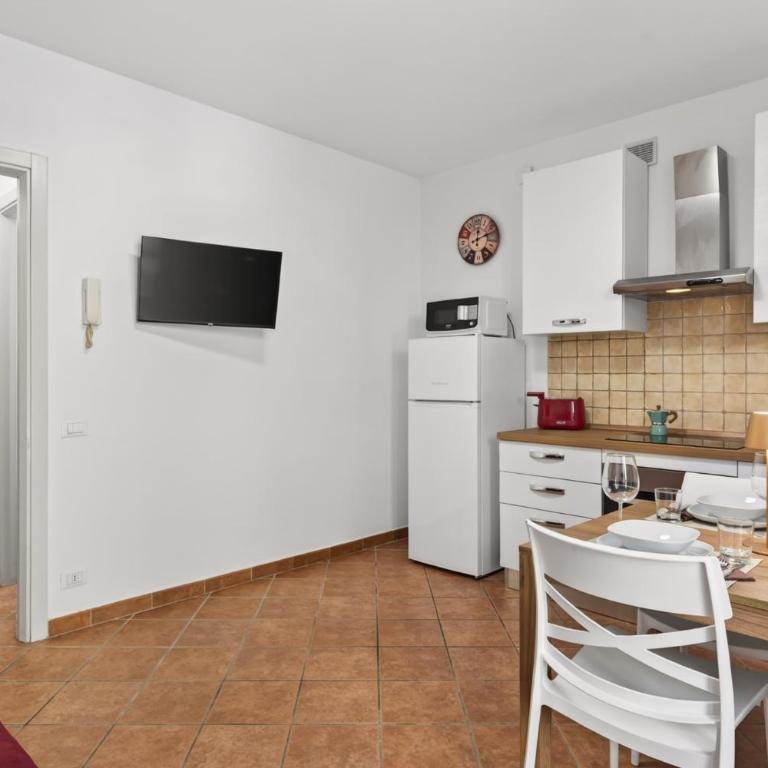 Chez Giselle - Two-Bedroom Apartment - 3