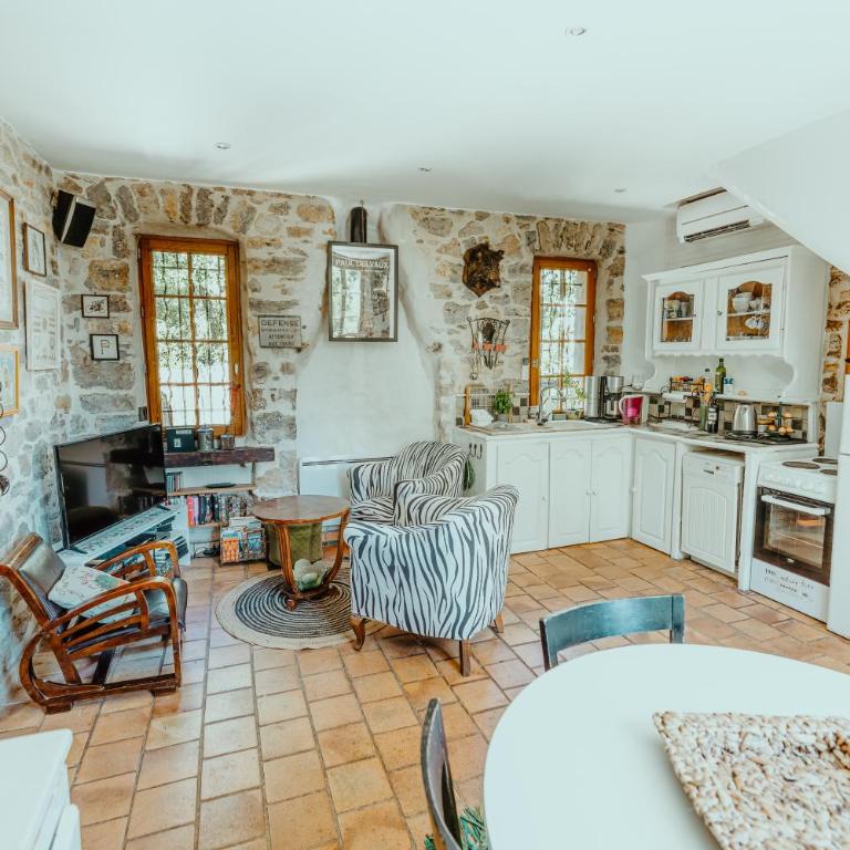 Trainhouse with big pool - Villa 3 Chambres - 11