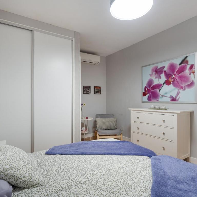 Cuidado y Bien Situado - Casa con 1 dormitorio - 5
