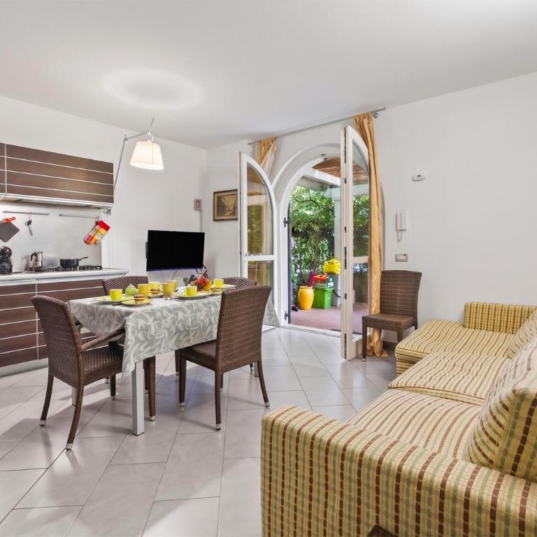 Maison Clélie with Garden - 200 M From Sea - Happy Rentals - Apartamento - Planta baja - 2