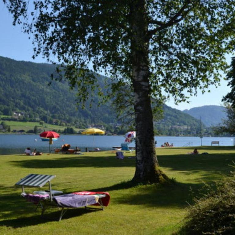 Luxescape - Ferienwohnung Steindorf - Ossiachersee - Wander-Schwimmen - Erlebnis Card - Apartment mit 1 Schlafzimmer - 4