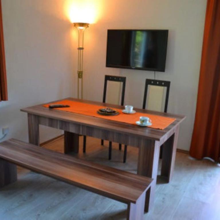 Luxescape - Ferienwohnung Steindorf - Ossiachersee - Wander-Schwimmen - Erlebnis Card - Apartment mit 1 Schlafzimmer - 3